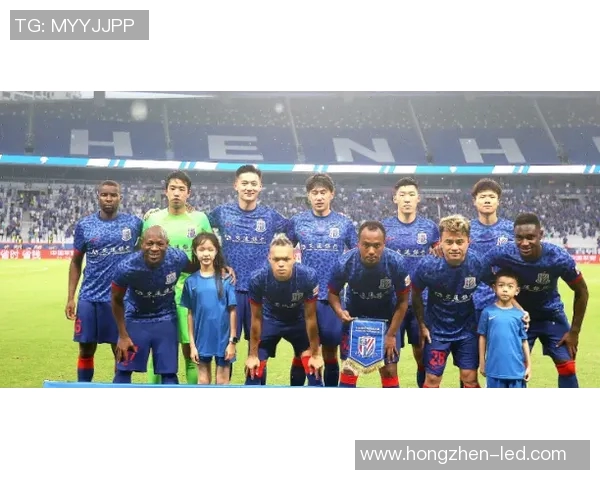 格鲁吉亚双胞胎足球明星的传奇之路与辉煌成就揭秘